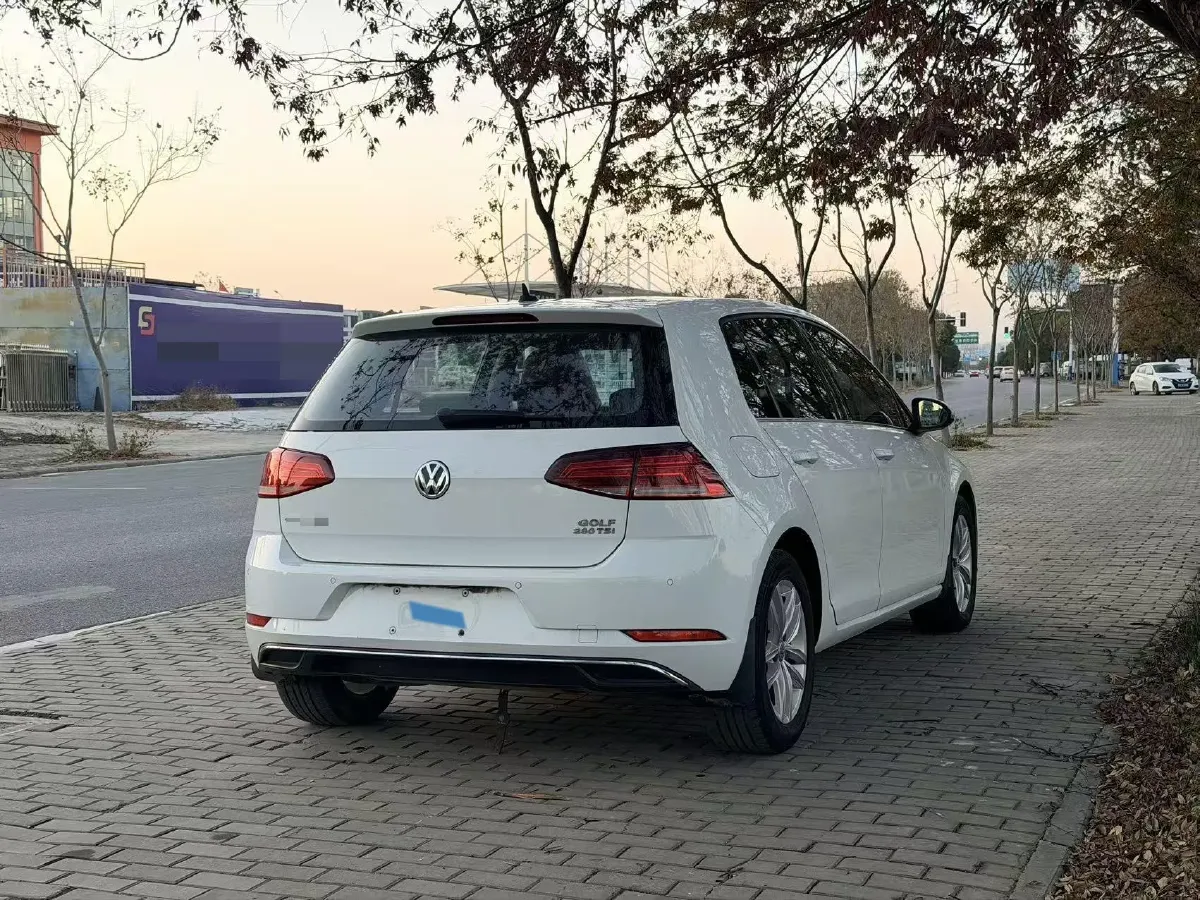 2019 Brilliance Auto V7 1.8T 231HP L4 7DCT,autocango,china used car exporter,china ev exporter,chinese used car exporter,chinese used ev exporter