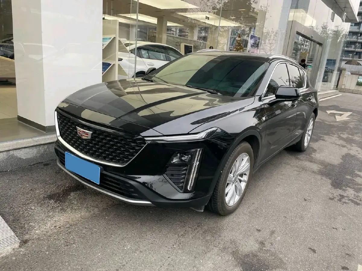 2023 Cadillac GT4 1.5T 211HP L4 9AT