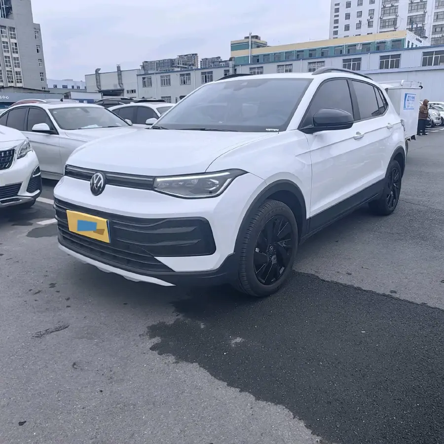 2025 Volkswagen Tharu 1.5L 110HP L4 6AT