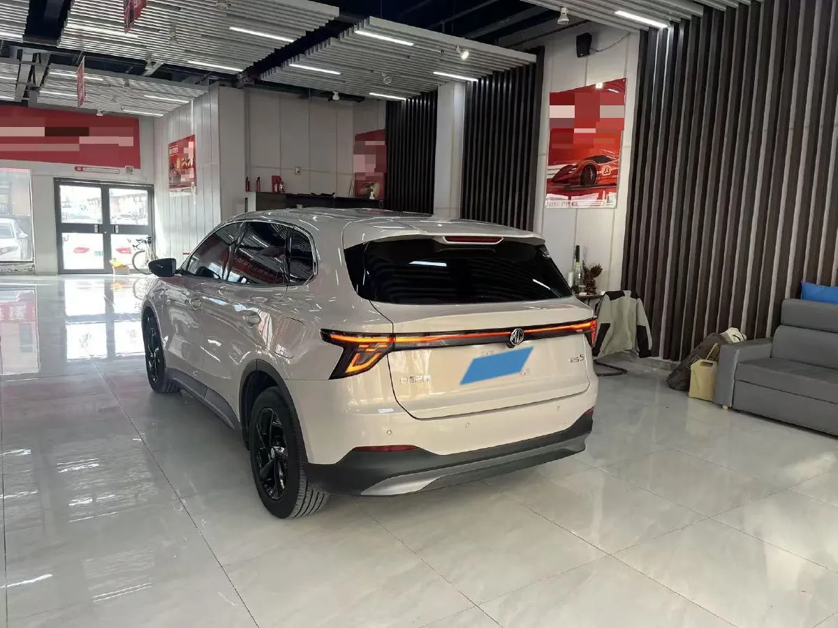 2025 MG MG ES5 BEV 62.2KWH,autocango,china used car exporter,china ev exporter,chinese used car exporter,chinese used ev exporter