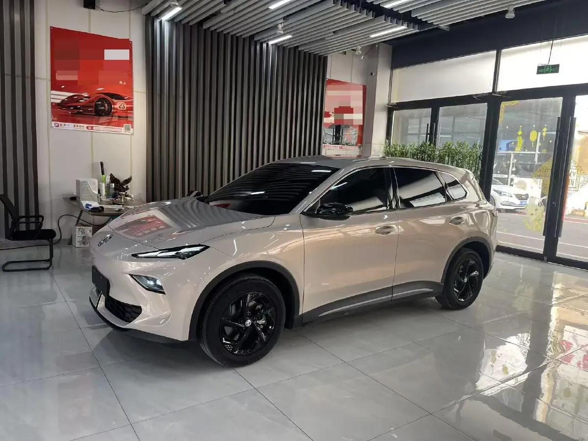 2025 MG MG ES5 BEV 62.2KWH,autocango,china used car exporter,china ev exporter,chinese used car exporter,chinese used ev exporter