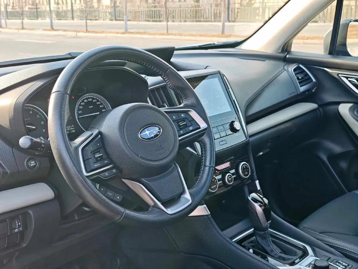 2022 Subaru Forester 2.0L 154HP H4 CVT,autocango,china used car exporter,china ev exporter,chinese used car exporter,chinese used ev exporter