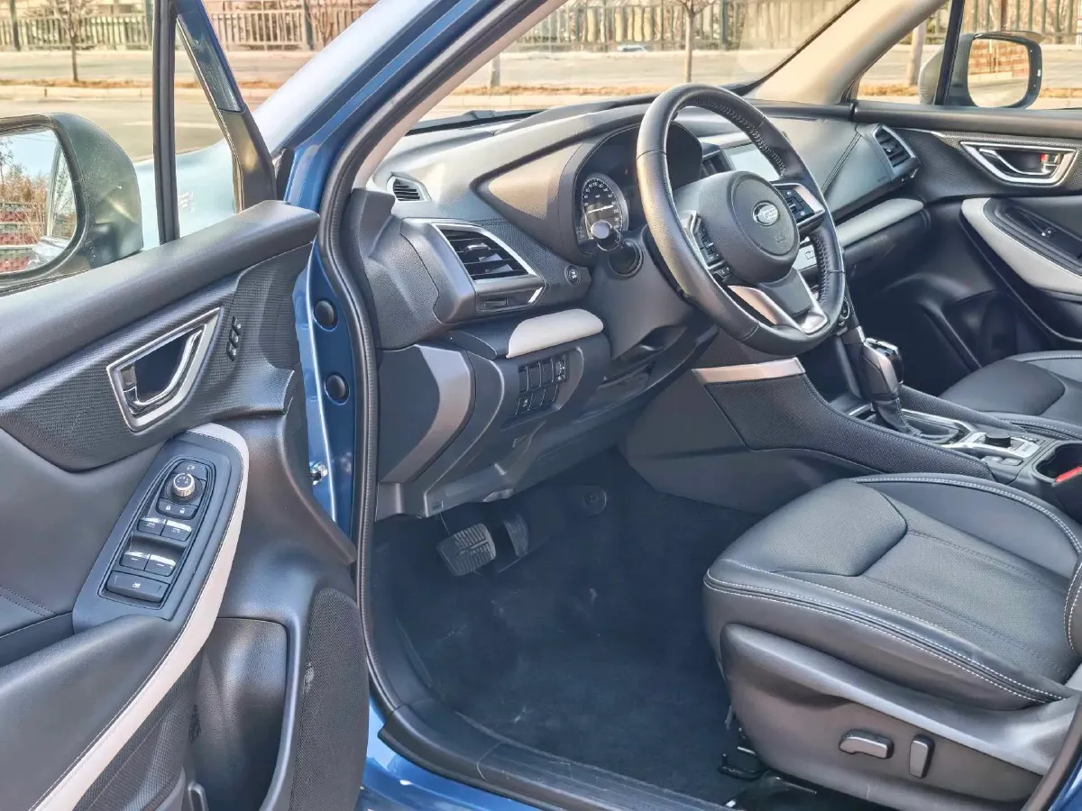 2022 Subaru Forester 2.0L 154HP H4 CVT,autocango,china used car exporter,china ev exporter,chinese used car exporter,chinese used ev exporter