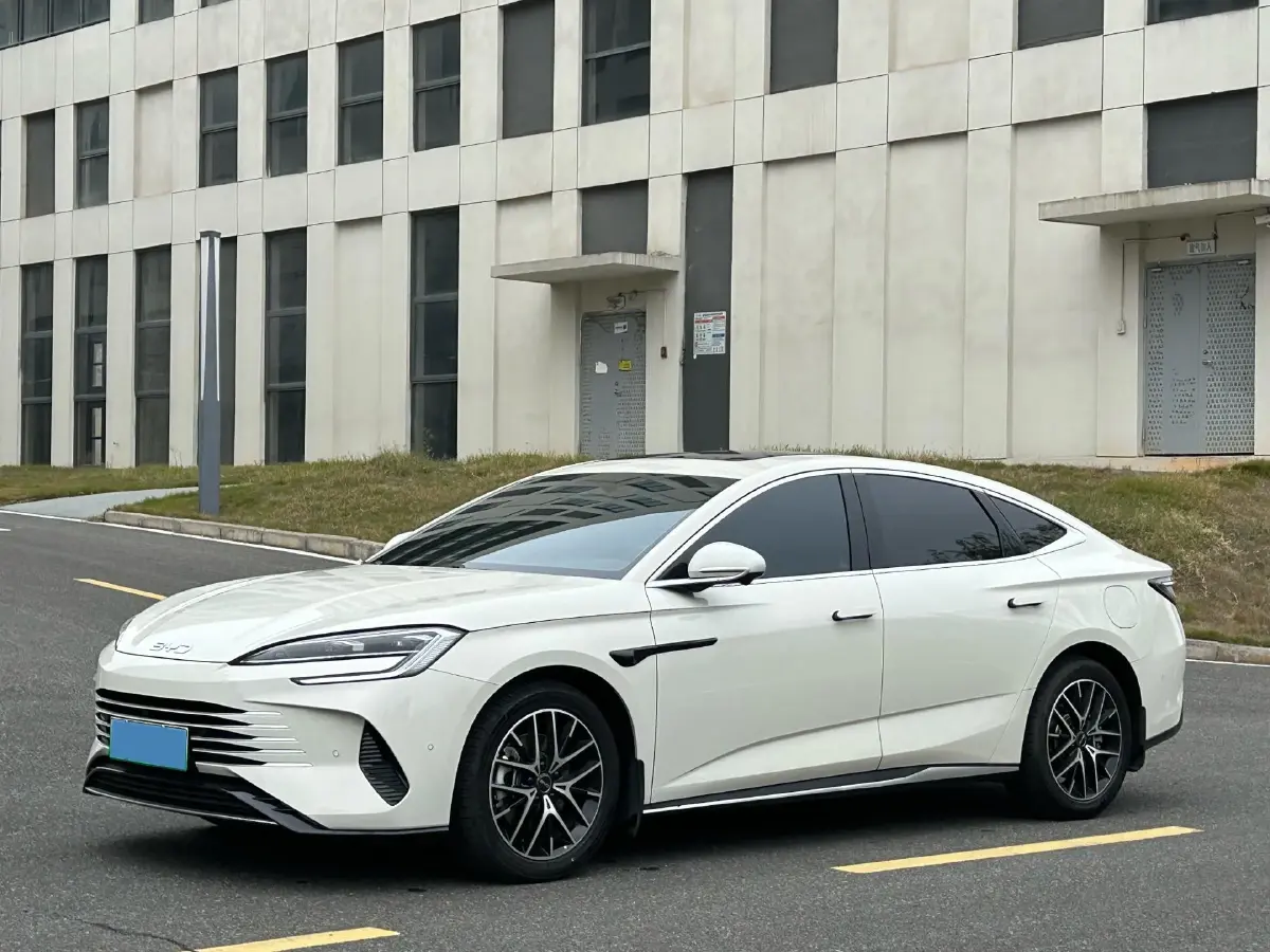 2025 BYD Seal07 DM-i 1.5L 101HP L4 E-CVT PHEV 17.6KWH