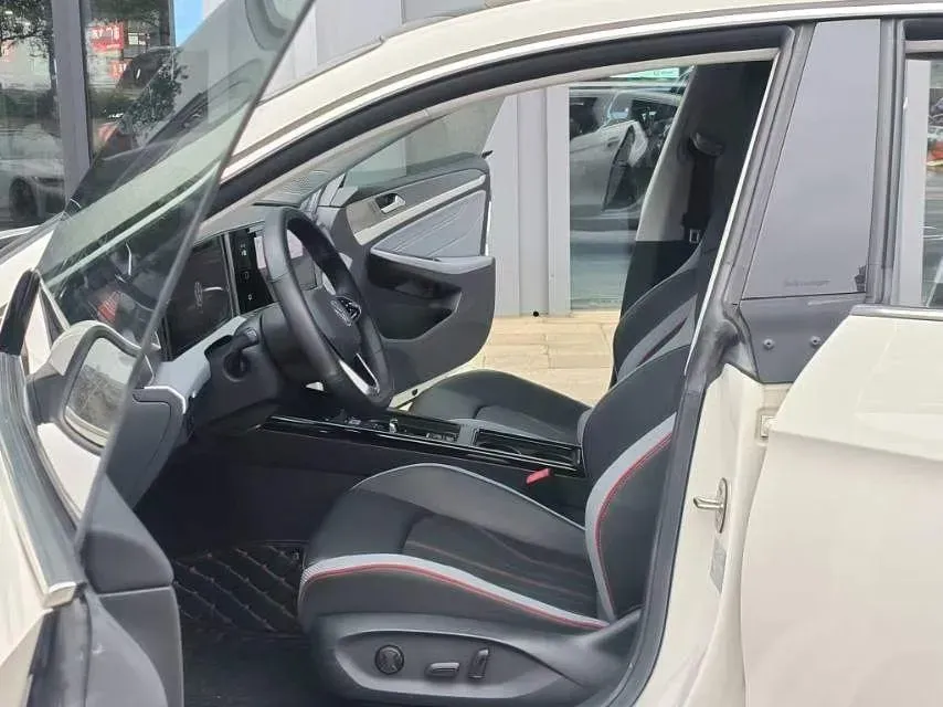 2023 Volkswagen Lamando 1.4T 150HP L4 7DCT,autocango,china used car exporter,china ev exporter,chinese used car exporter,chinese used ev exporter