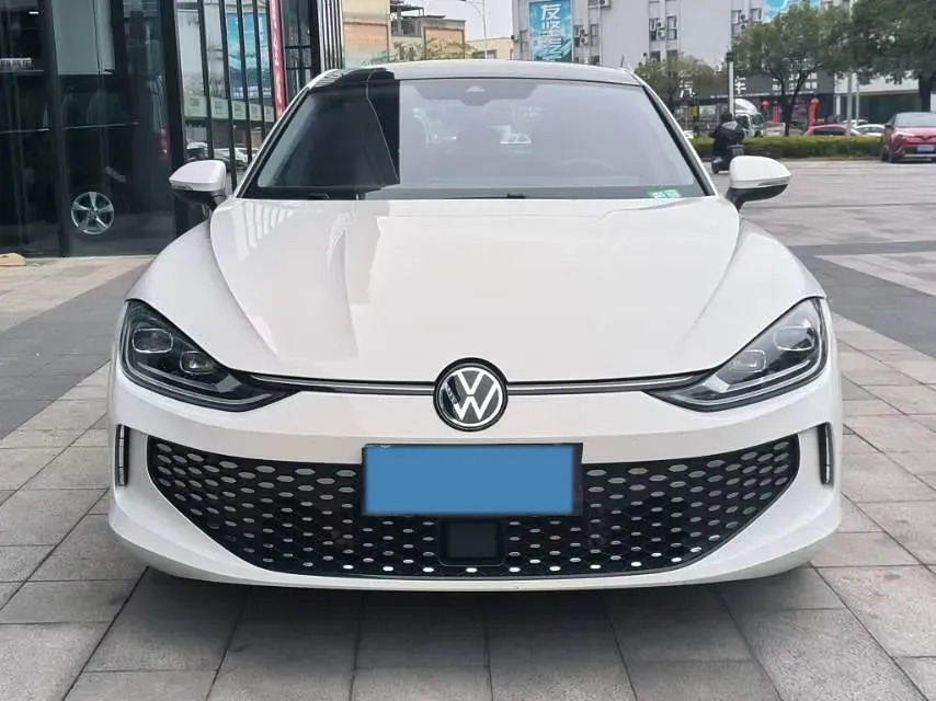 2023 Volkswagen Lamando 1.4T 150HP L4 7DCT,autocango,china used car exporter,china ev exporter,chinese used car exporter,chinese used ev exporter