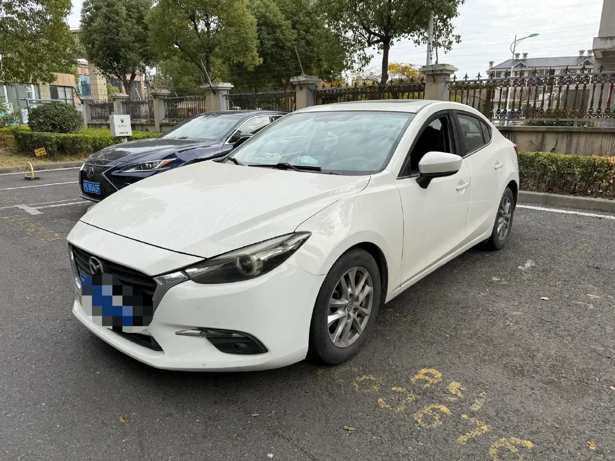 2017 Mazda 3 Axela 1.5L 117HP L4 6AT