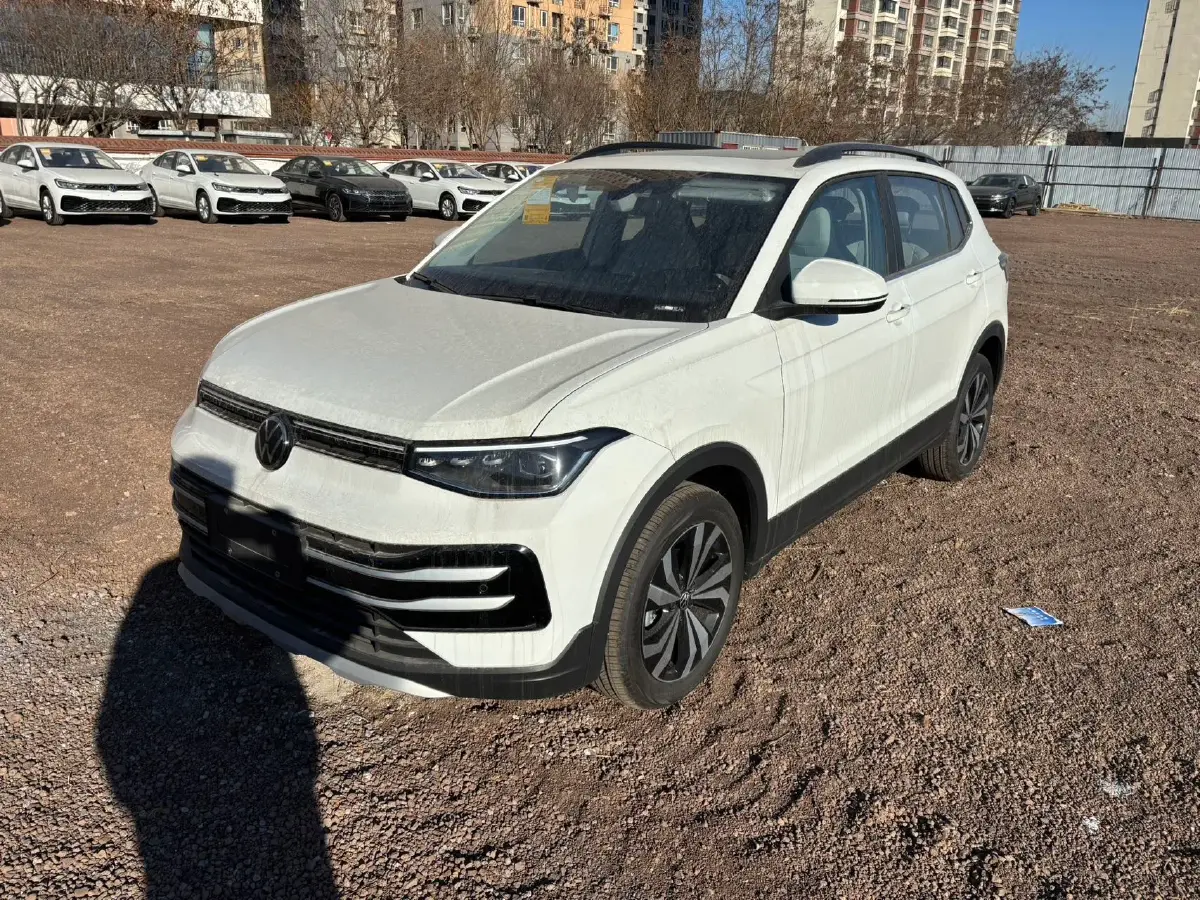 2025 Volkswagen Tharu 1.5L 110HP L4 6AT