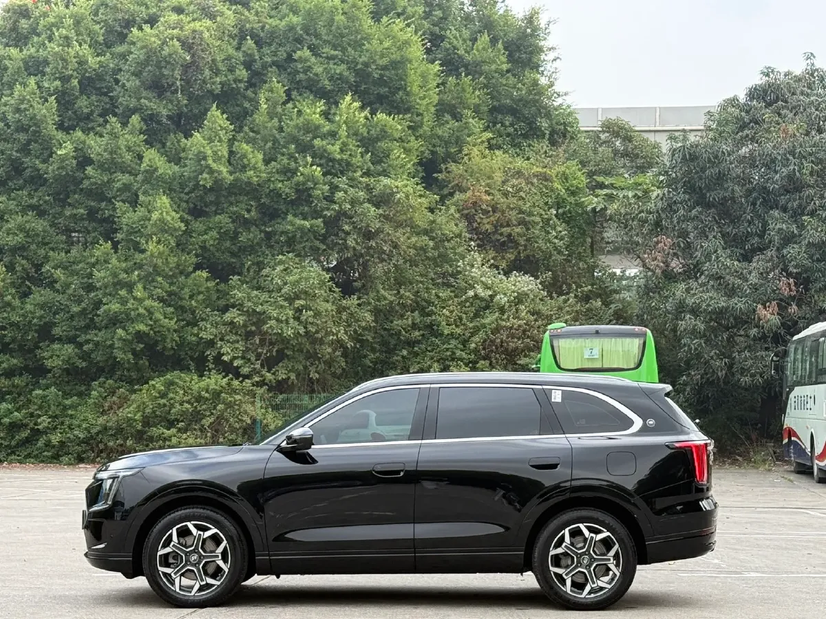 2025 Jetour ShanHai L7 PLUS 1.5T 156HP L4 1DHT PHEV,autocango,china used car exporter,china ev exporter,chinese used car exporter,chinese used ev exporter