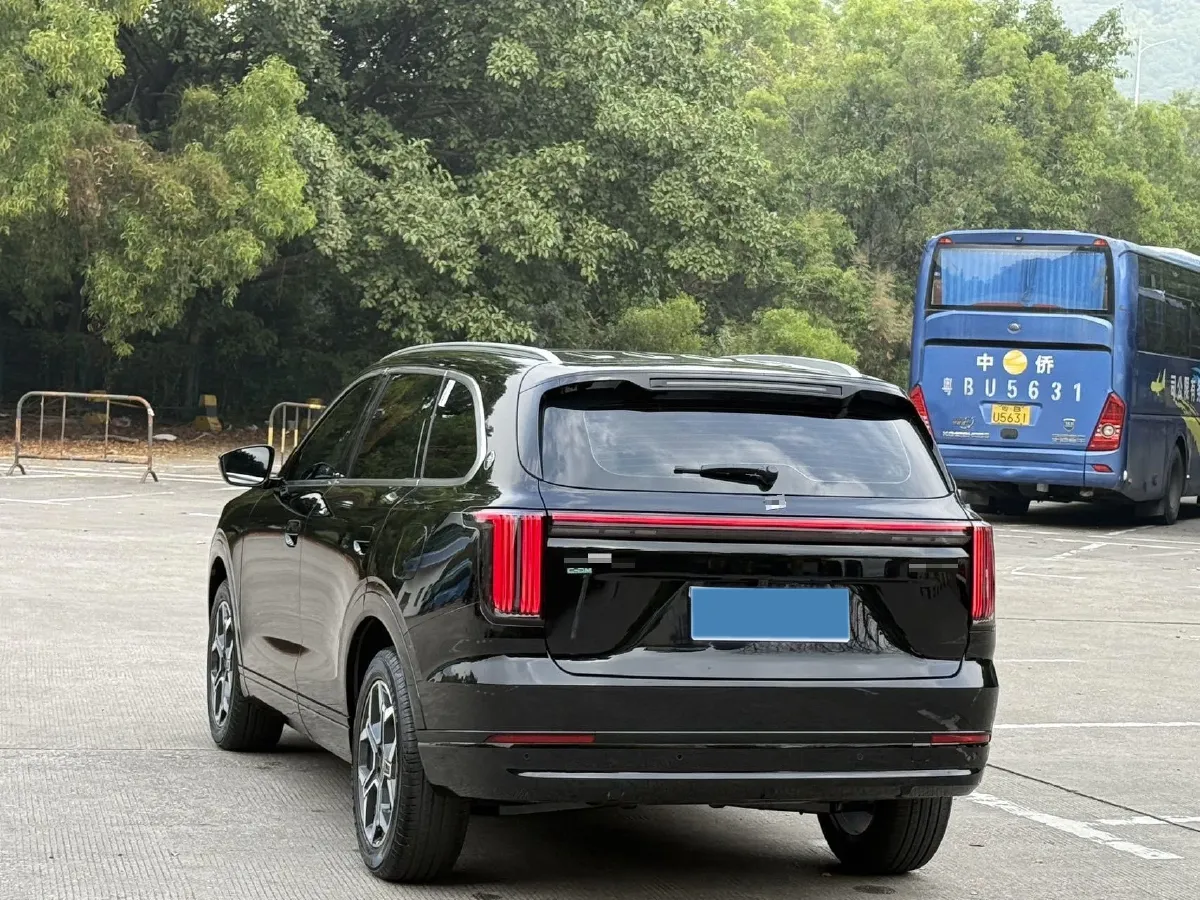 2025 Jetour ShanHai L7 PLUS 1.5T 156HP L4 1DHT PHEV,autocango,china used car exporter,china ev exporter,chinese used car exporter,chinese used ev exporter