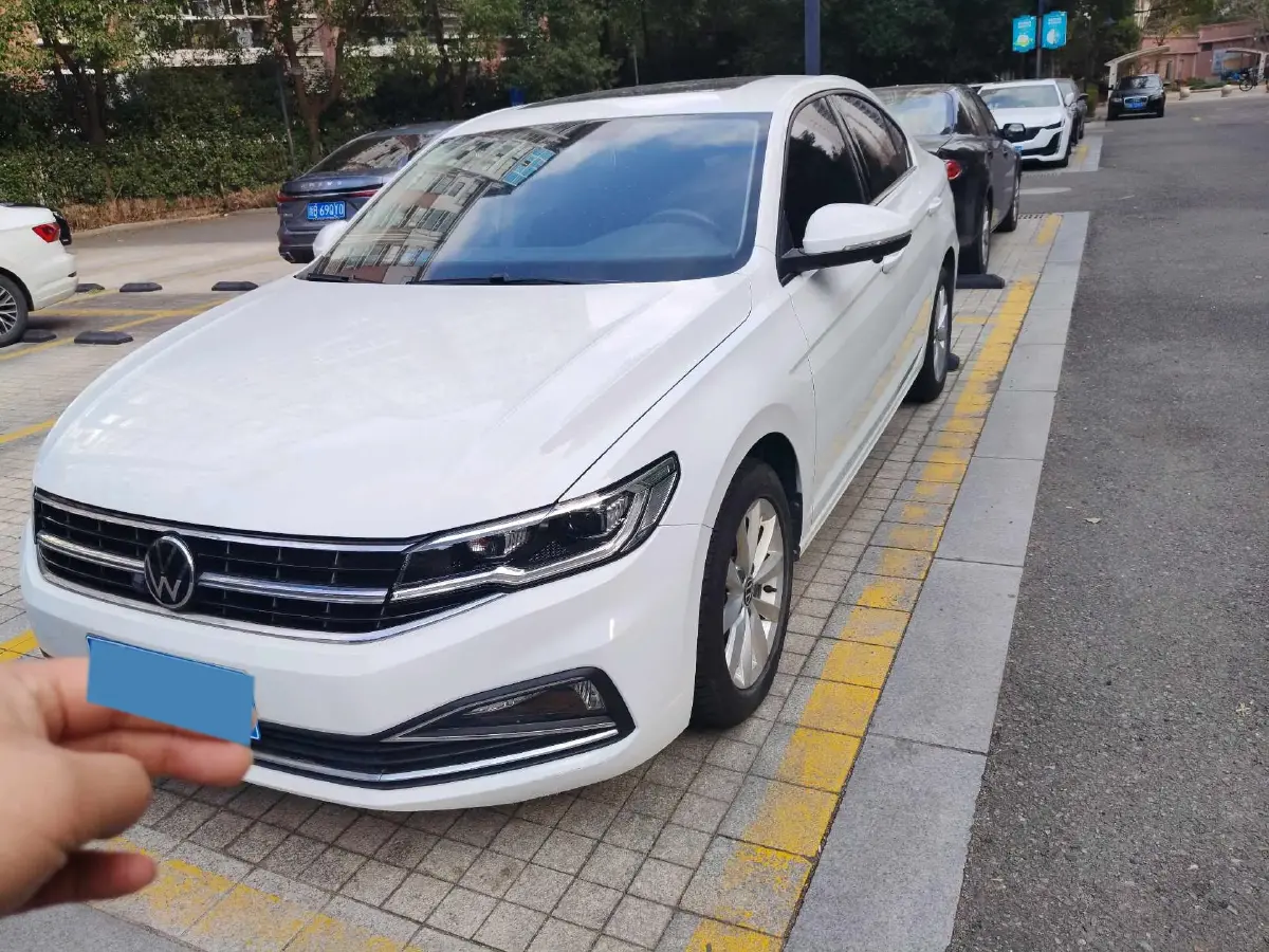 2021 Volkswagen Bora 1.5L 113HP L4 6AT