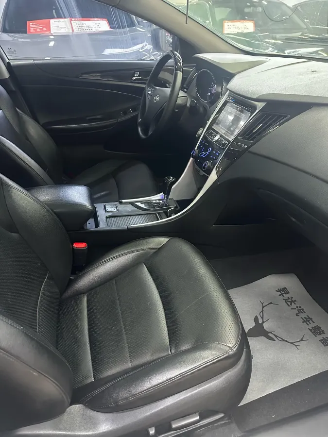 2014 Hyundai Sonata 2.4L 173HP L4 6AT,autocango,china used car exporter,china ev exporter,chinese used car exporter,chinese used ev exporter
