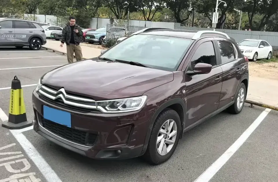 2018 Citroen C3-XR 1.6L 117HP L4 6AT