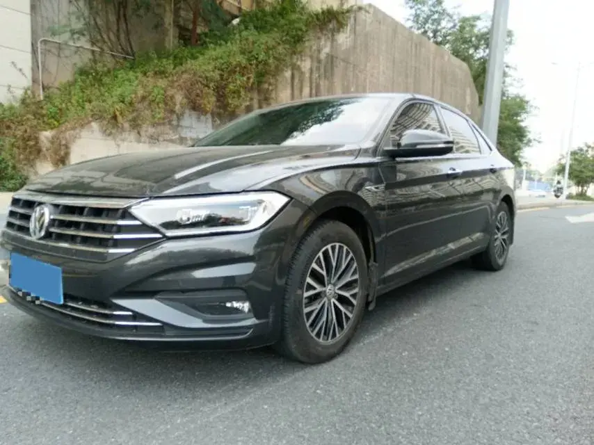 2021 Volkswagen Sagitar 1.4T 150HP L4 7DCT