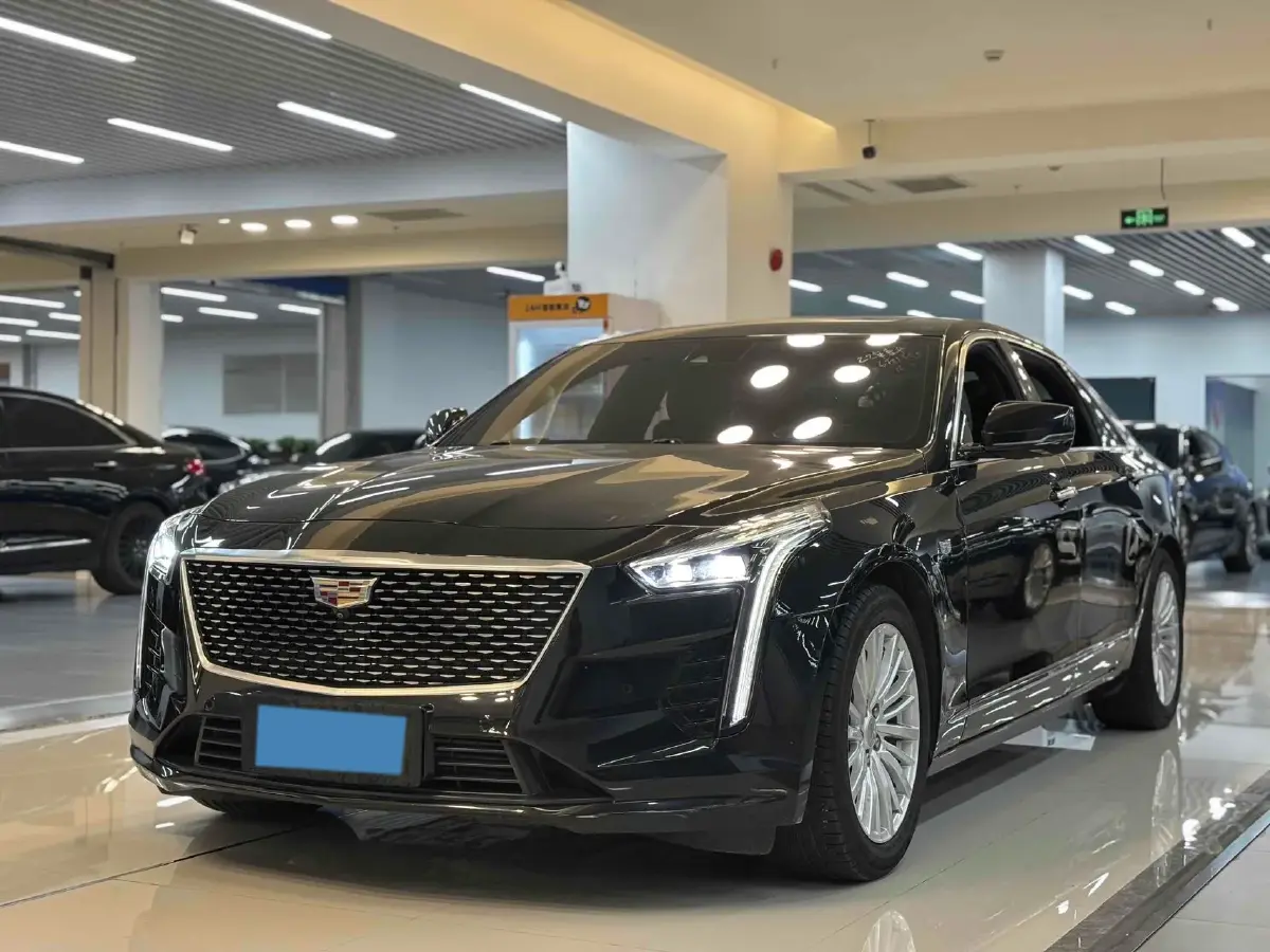 2022 Cadillac CT6 2.0T 237HP L4 10AT