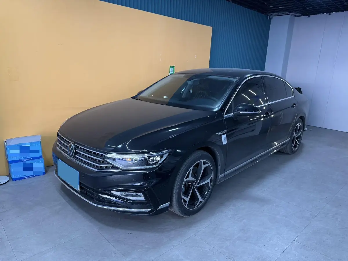 2023 Volkswagen Magotan 2.0T 186HP L4 7DCT