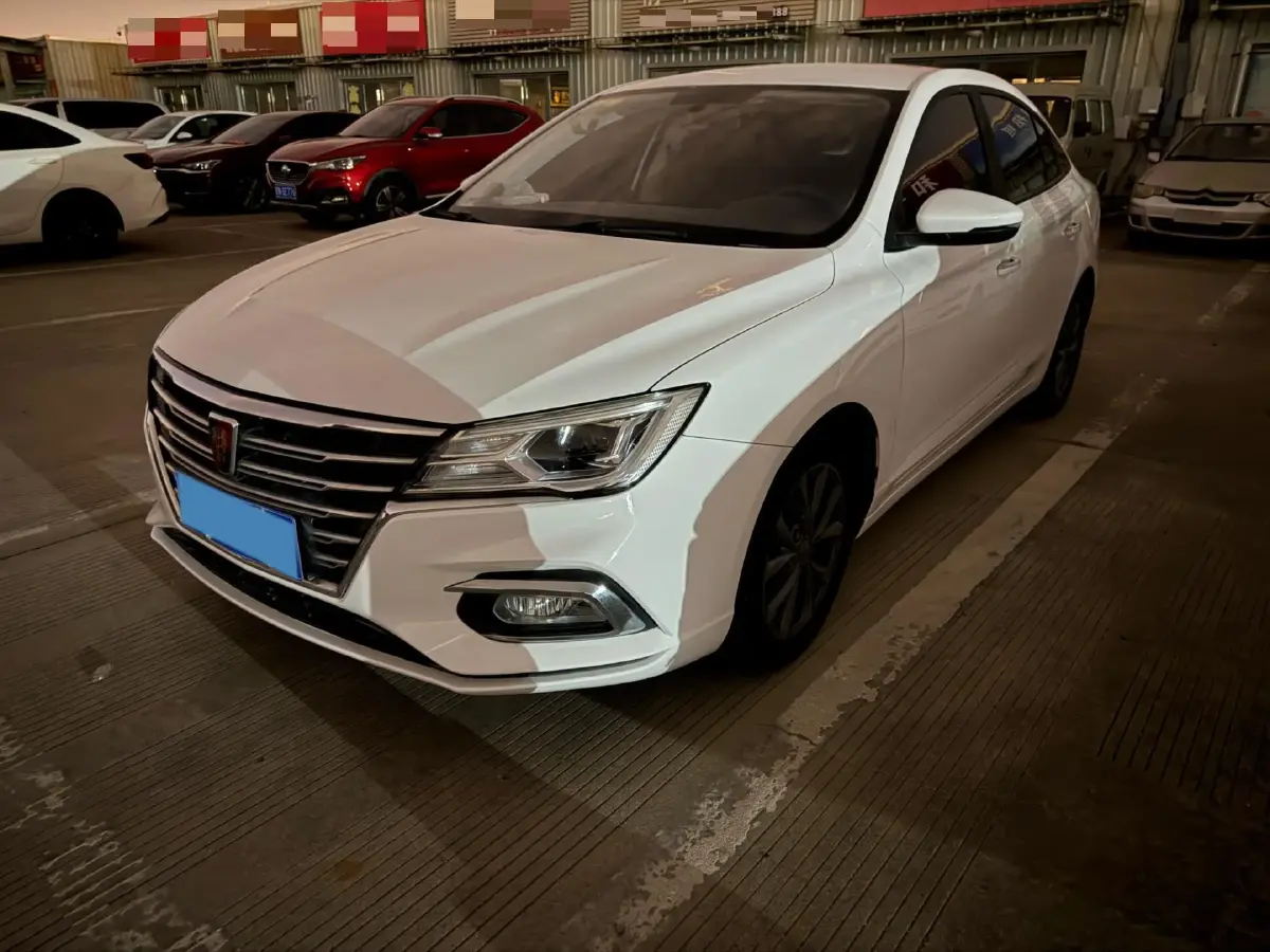 2019 Roewe i5 1.5L 120HP L4 CVT