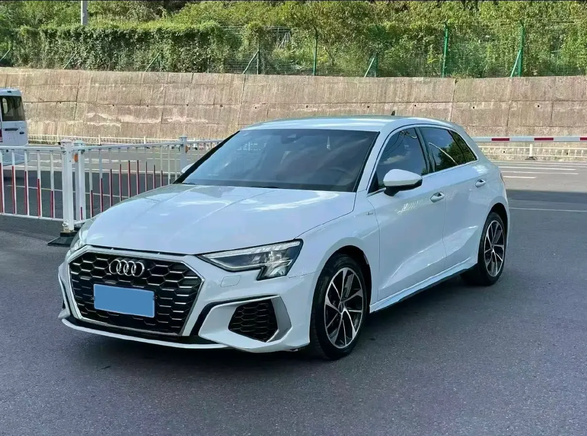 2023 Audi A3 1.4T 150HP L4 7DCT