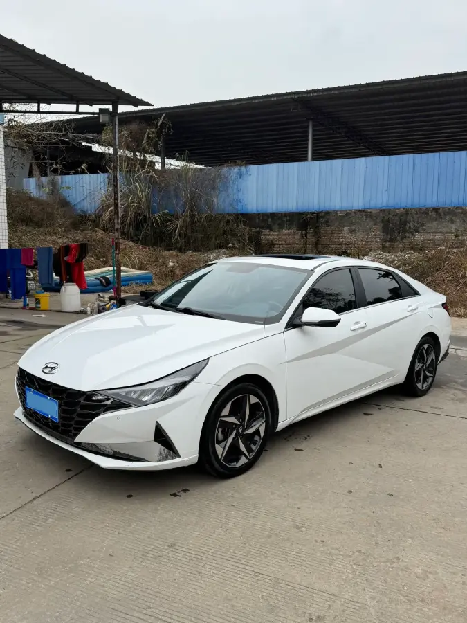 2021 Hyundai Elantra 1.5L 115HP L4 CVT