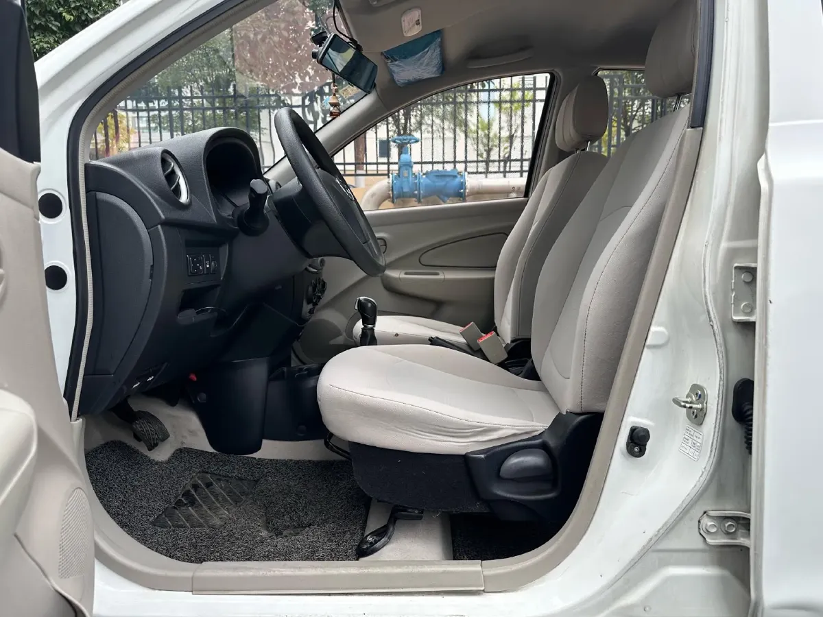 2018 Dongfeng JunFeng ER30 BEV 31.82KWH,autocango,china used car exporter,china ev exporter,chinese used car exporter,chinese used ev exporter