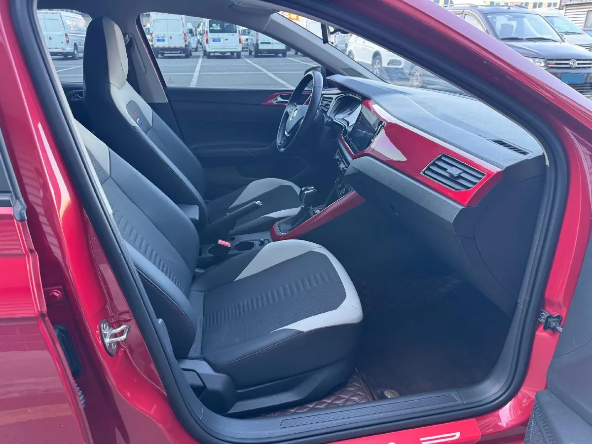 2021 DongFeng Aeolus AX7 1.6T 170HP L4 6AT,autocango,china used car exporter,china ev exporter,chinese used car exporter,chinese used ev exporter