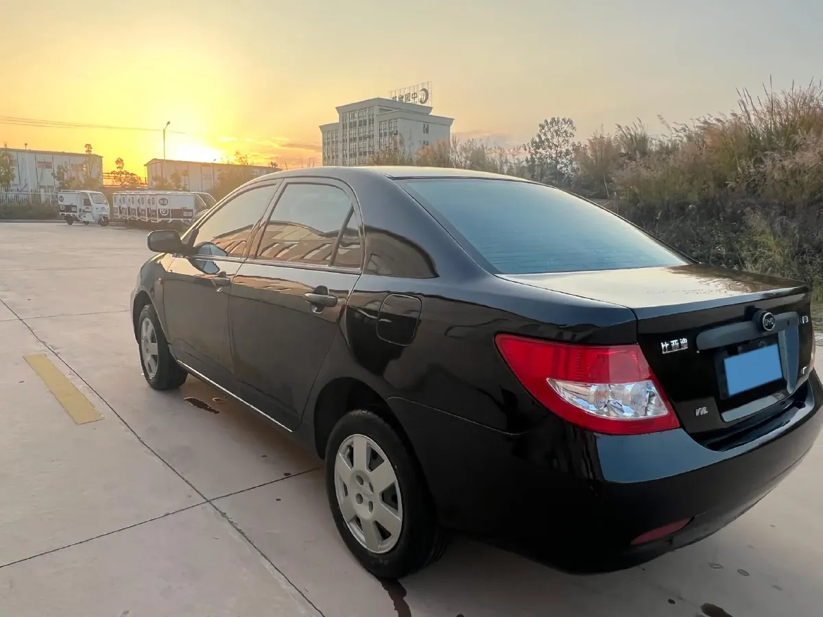 2018 BYD F3 1.5L 109HP L4 5MT,autocango,china used car exporter,china ev exporter,chinese used car exporter,chinese used ev exporter