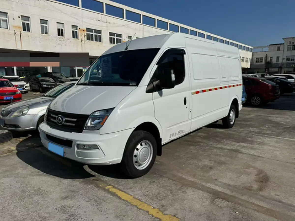 2021 MAXUS XinTu V80 2.0T 127HP L4 6MT