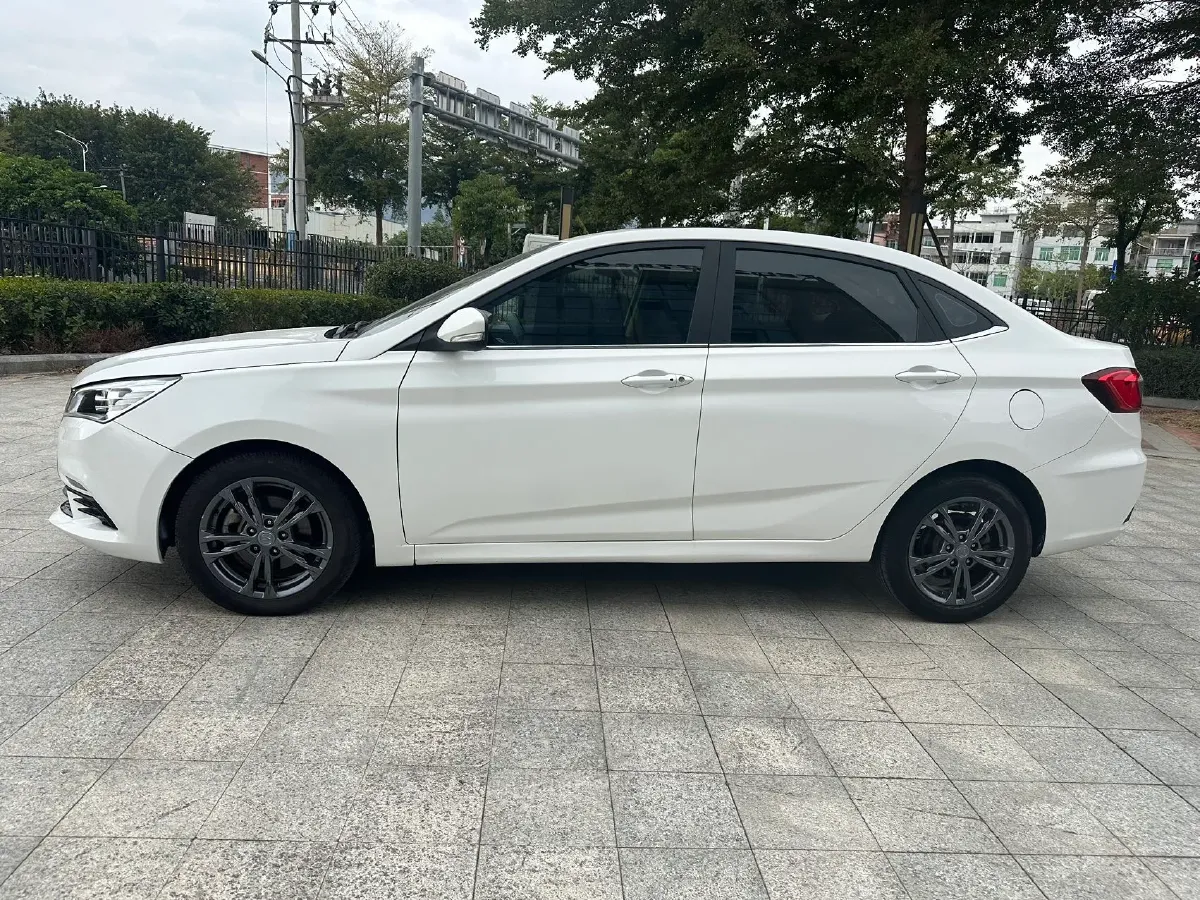2019 ChangAn Eado DT 1.6L 125HP L4 4AT,autocango,china used car exporter,china ev exporter,chinese used car exporter,chinese used ev exporter