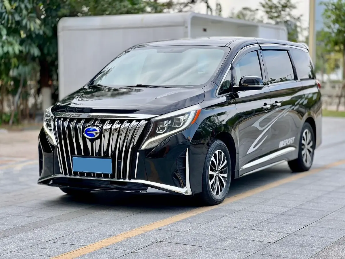 2021 GAC Trumpchi M8 2.0T 252HP L4 8AT