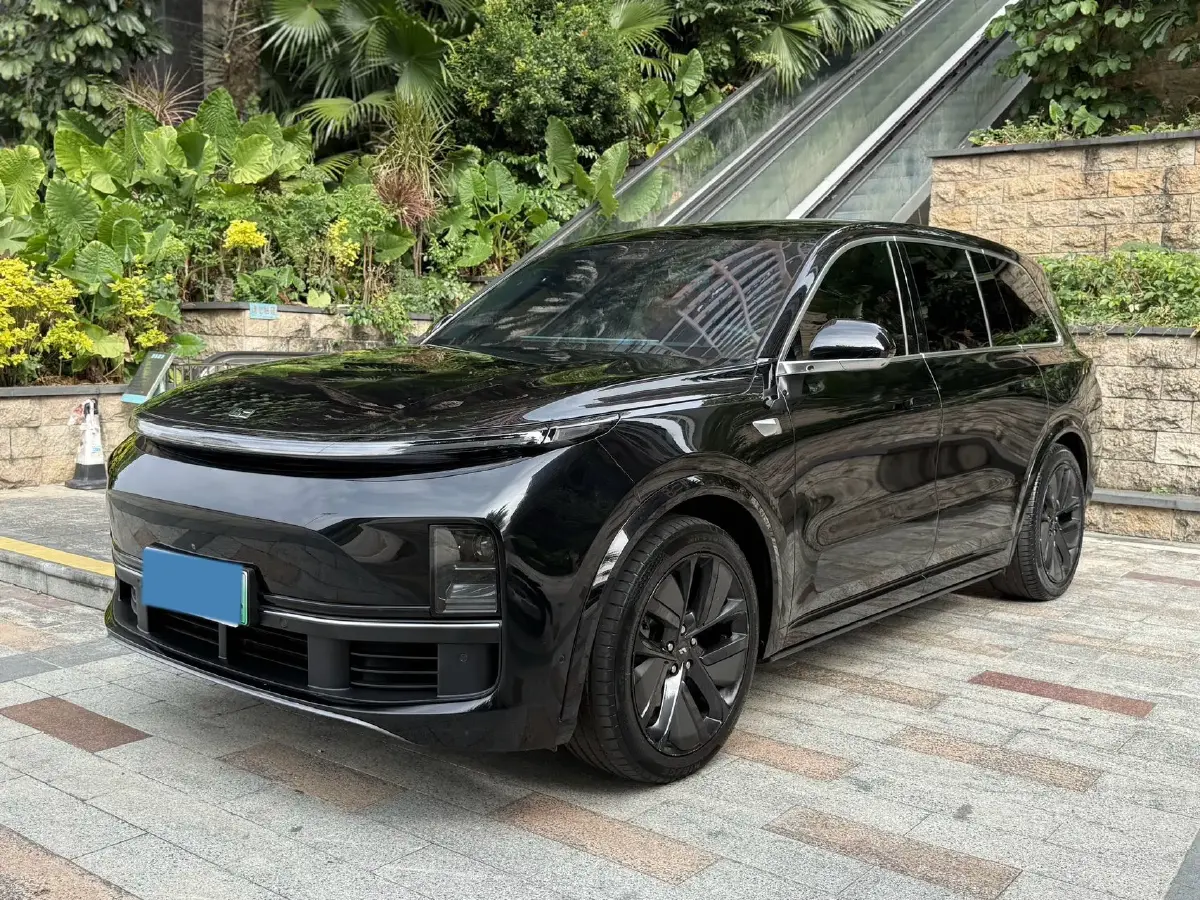 2023 Li L9 Range Extended 154HP REEV 42.6KWH