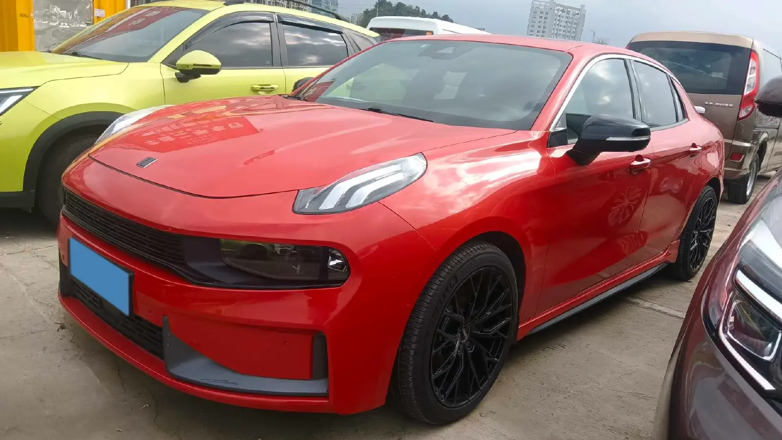 2019 LYNK&CO 03 2.0T 190HP L4 6AT