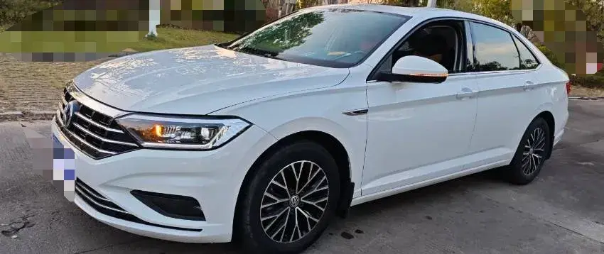 2020 Volkswagen Sagitar 1.2T 116HP L4 7DCT