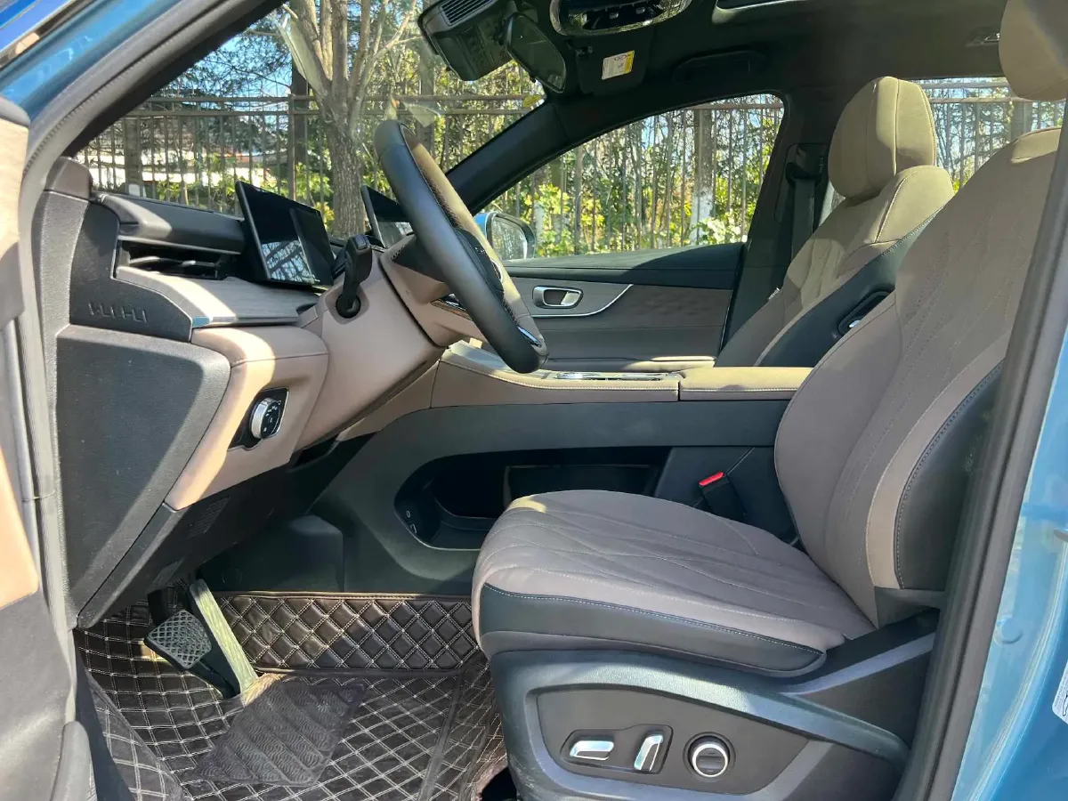 2025 Chery Tiggo8 PLUS C-DM 1.5T 156HP L4 1DHT PHEV,autocango,china used car exporter,china ev exporter,chinese used car exporter,chinese used ev exporter