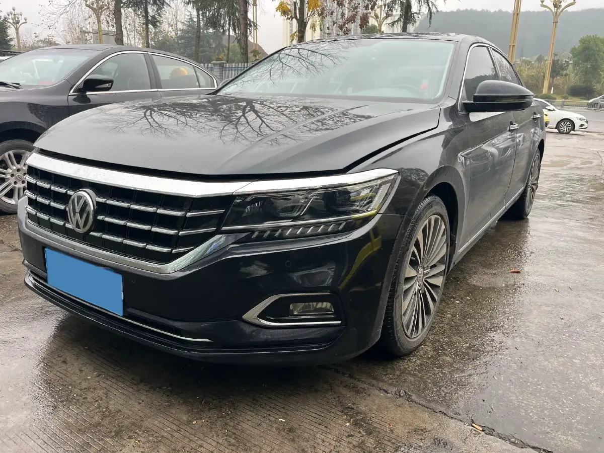 2019 Volvo V40 1.5T 152HP L4 6AT