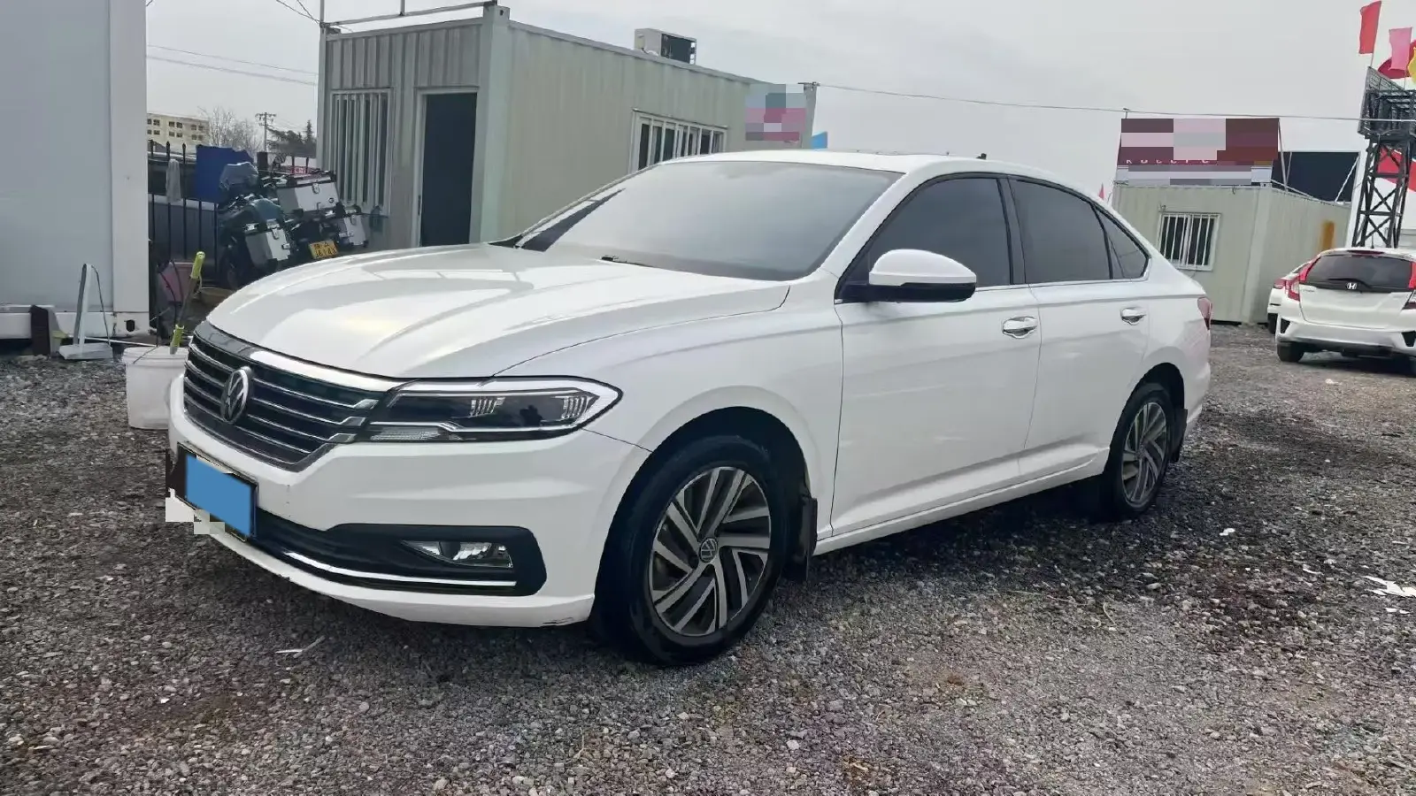 2022 Volkswagen Sagitar 1.2T 116HP L4 7DCT