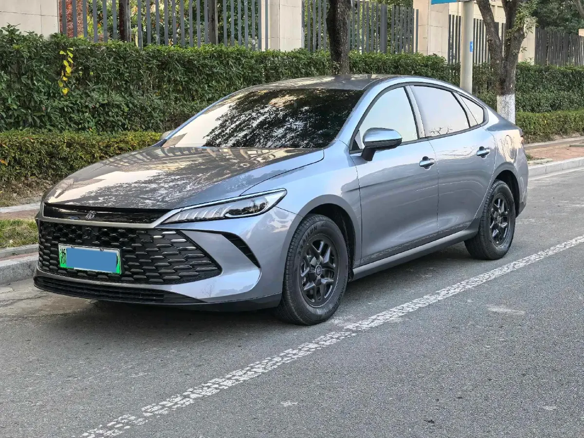 2025 BYD Qin Plus 1.5L 101HP L4 E-CVT PHEV 7.68KWH