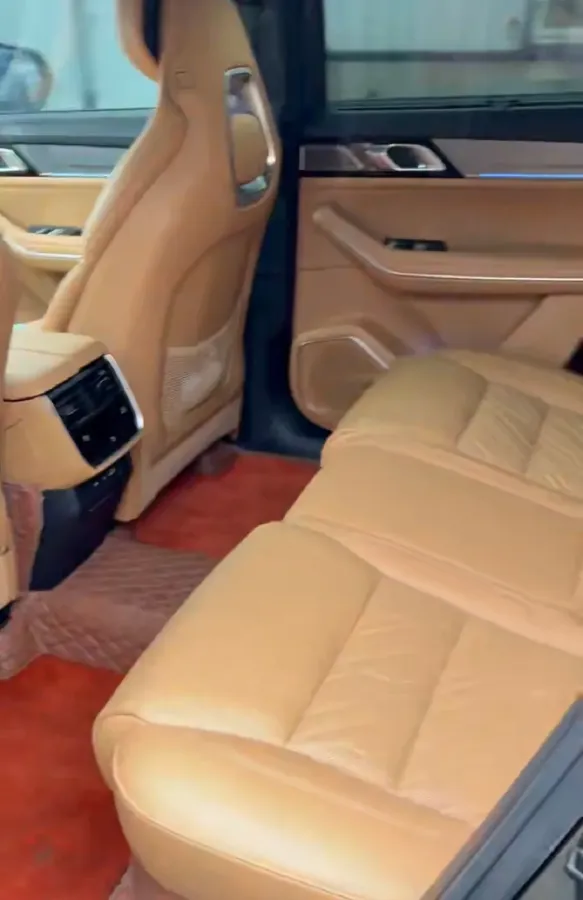 2024 LYNK&CO 09 2.0T 254HP L4 8AT,autocango,china used car exporter,china ev exporter,chinese used car exporter,chinese used ev exporter