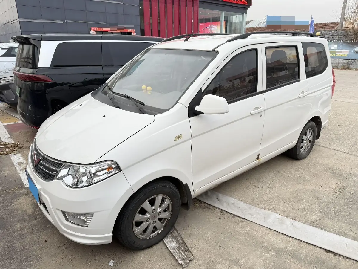 2015 WuLing HongGuang 1.5L 112HP L4 5MT
