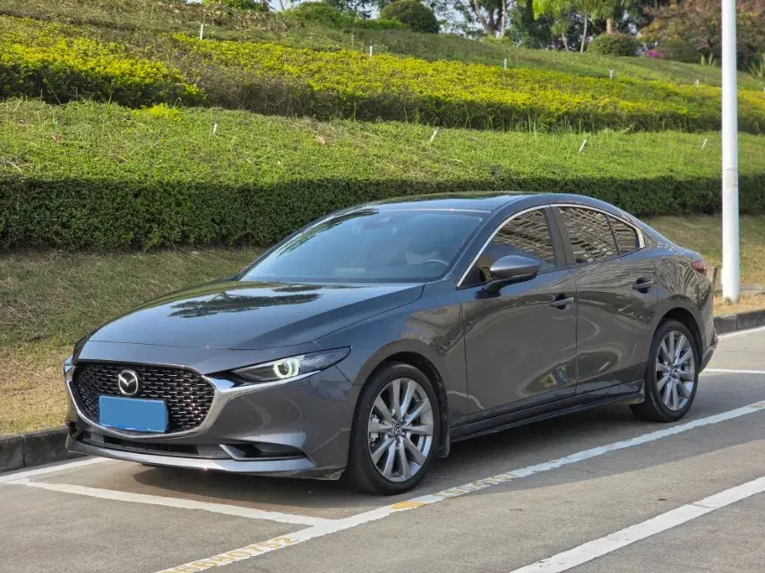 2023 Mazda 3 Axela 2.0L 158HP L4 6AT
