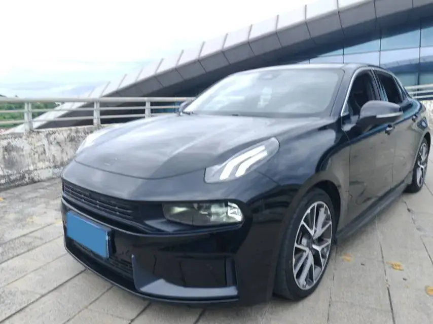 2022 LYNK&CO 03 2.0T 190HP L4 7DCT