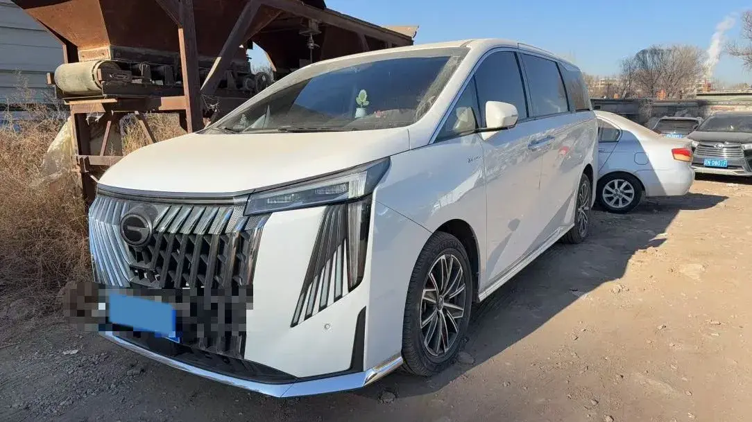 2023 GAC Trumpchi M8 2.0T 252HP L4 8AT