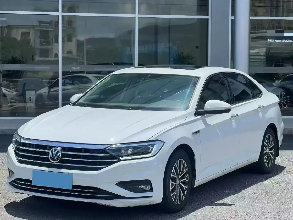 2020 Volkswagen Sagitar 1.4T 150HP L4 7DCT