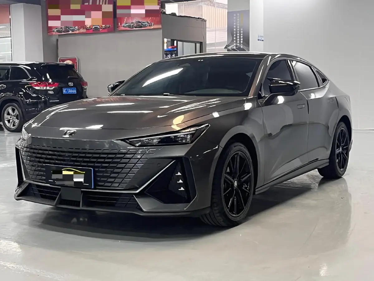 2023 ChangAn UNI-V 1.5T 188HP L4 7DCT