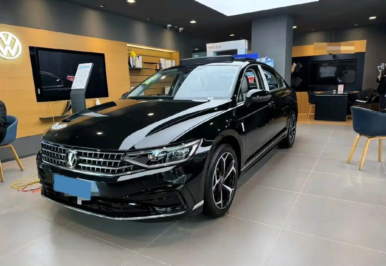 2026 Volkswagen Magotan 2.0T 220HP L4 7DCT