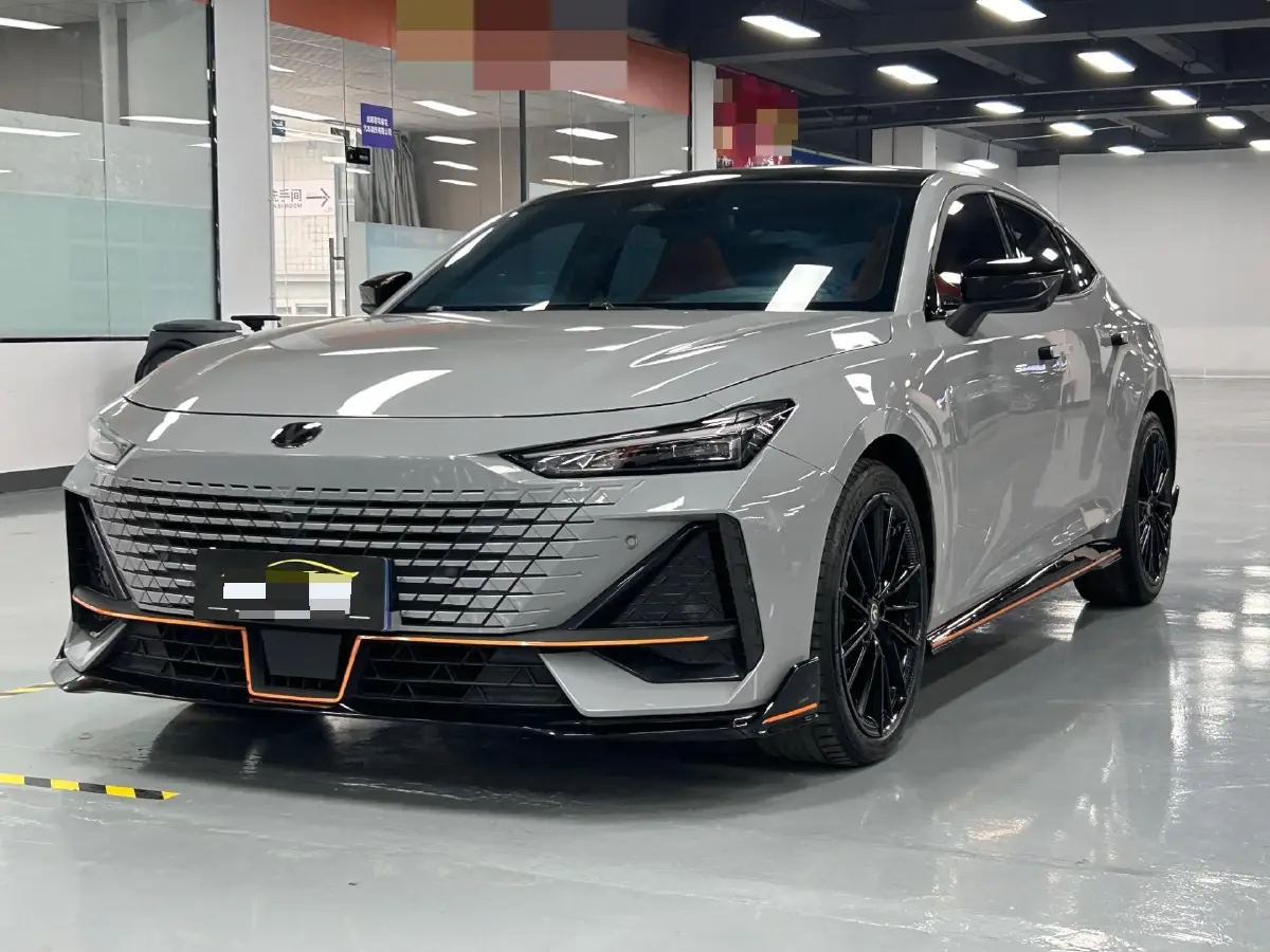 2023 ChangAn UNI-V 1.5T 188HP L4 7DCT