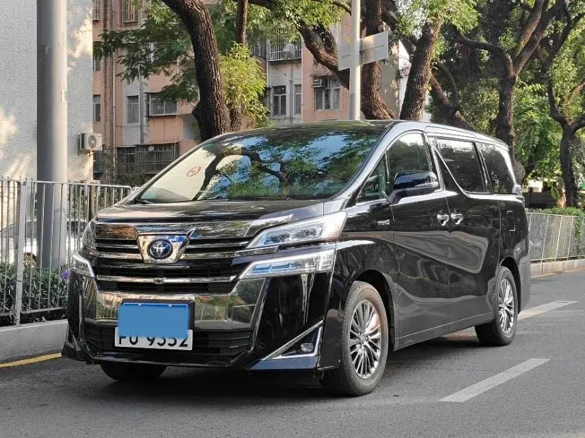 2019 Toyota Vellfire 2.5L 117HP L4 E-CVT Hybrid