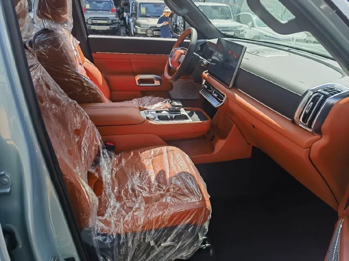 2025 Dongfeng Z9 GE PHEV 1.5T 147HP L4 4DHT PHEV,autocango,china used car exporter,china ev exporter,chinese used car exporter,chinese used ev exporter