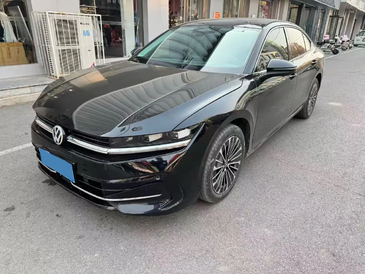 2024 Volkswagen Magotan 2.0T 220HP L4 7DCT