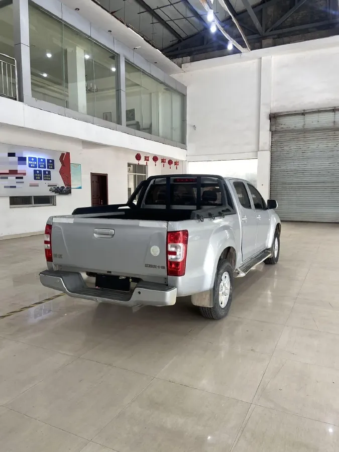 2020 JMC BaoDian 2.5T 140HP L4 5MT,autocango,china used car exporter,china ev exporter,chinese used car exporter,chinese used ev exporter