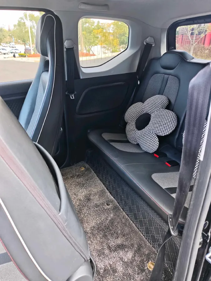 2022 WuLing HongGuang MINI EV BEV 17.3KWH,autocango,china used car exporter,china ev exporter,chinese used car exporter,chinese used ev exporter